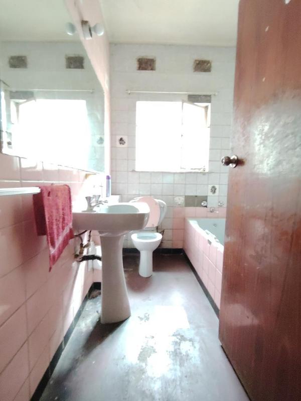 8 Bedroom Property for Sale in Springs Gauteng