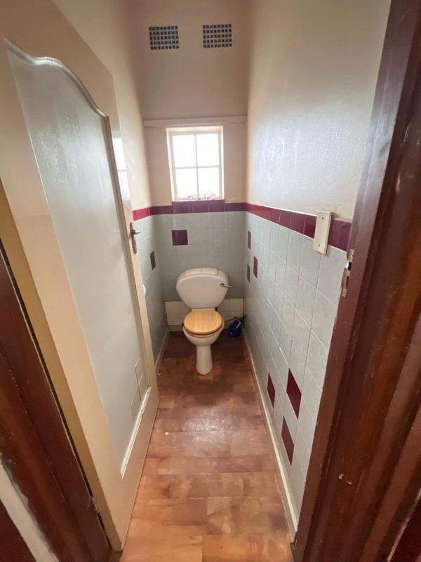 6 Bedroom Property for Sale in Malvern East Gauteng