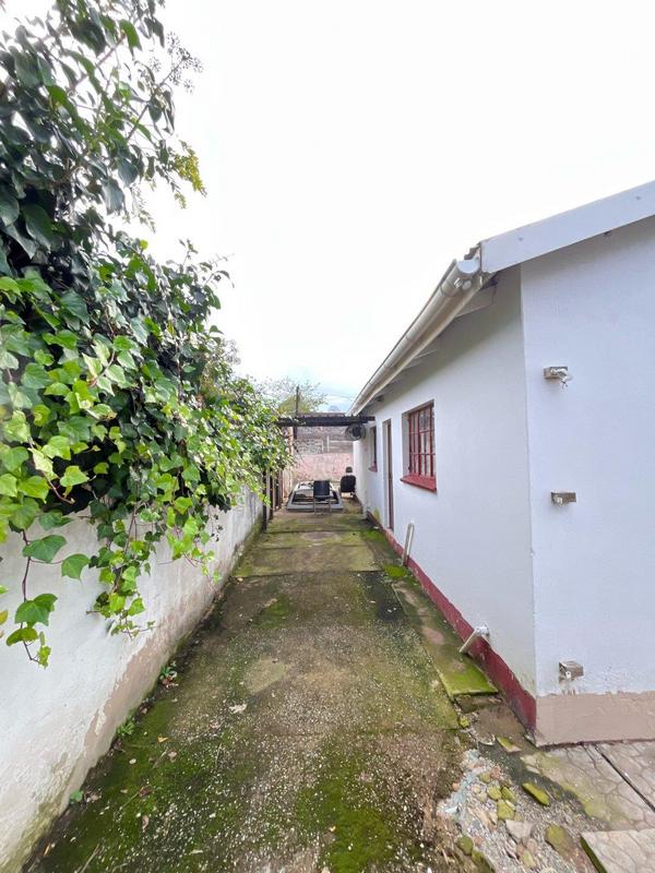 6 Bedroom Property for Sale in Malvern East Gauteng