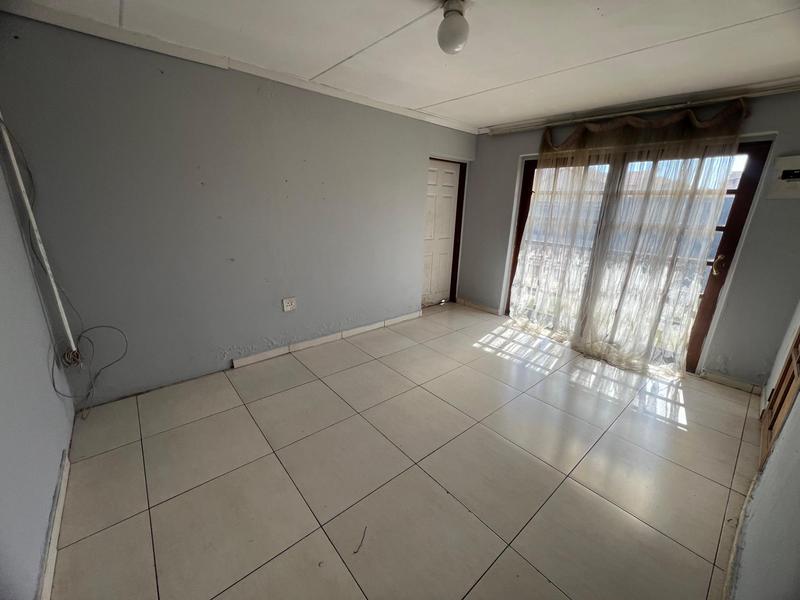 3 Bedroom Property for Sale in Cloverdene Gauteng