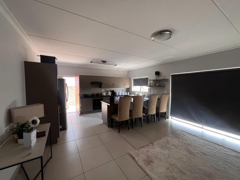 3 Bedroom Property for Sale in Thatchfield Gauteng