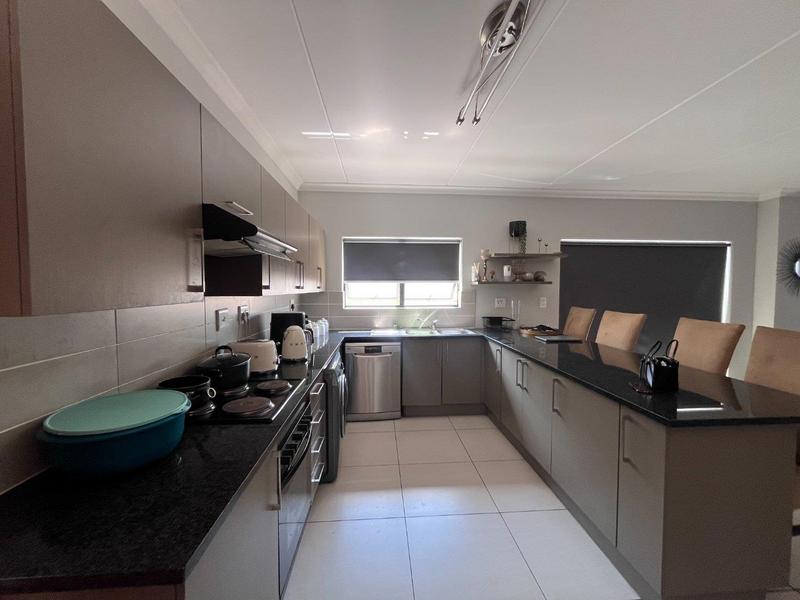 3 Bedroom Property for Sale in Thatchfield Gauteng