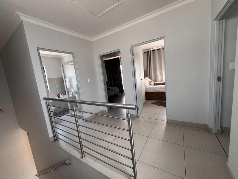 3 Bedroom Property for Sale in Thatchfield Gauteng