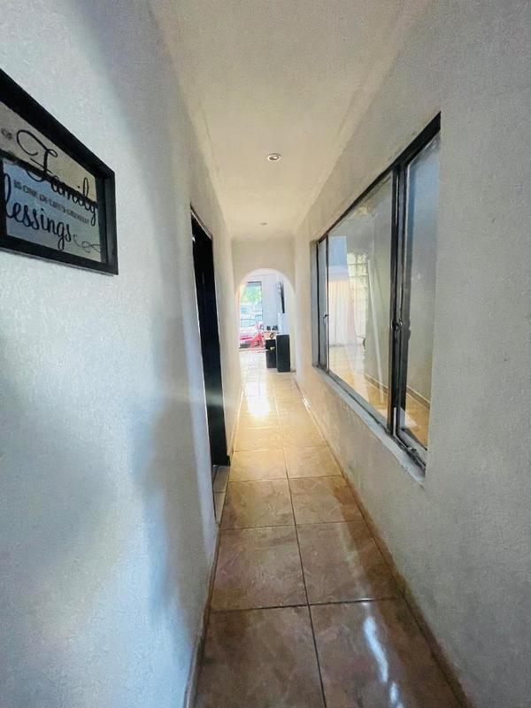 5 Bedroom Property for Sale in Primrose East Gauteng