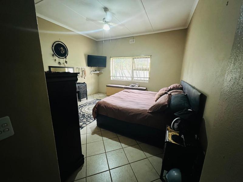 6 Bedroom Property for Sale in Primrose East Gauteng