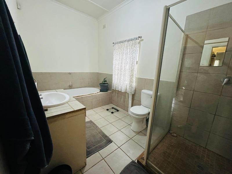 6 Bedroom Property for Sale in Primrose East Gauteng