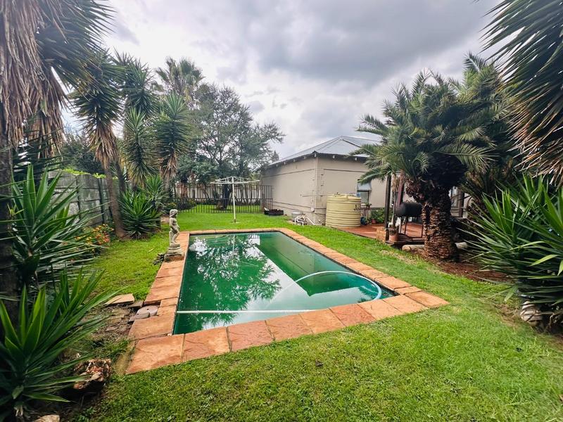6 Bedroom Property for Sale in Primrose East Gauteng