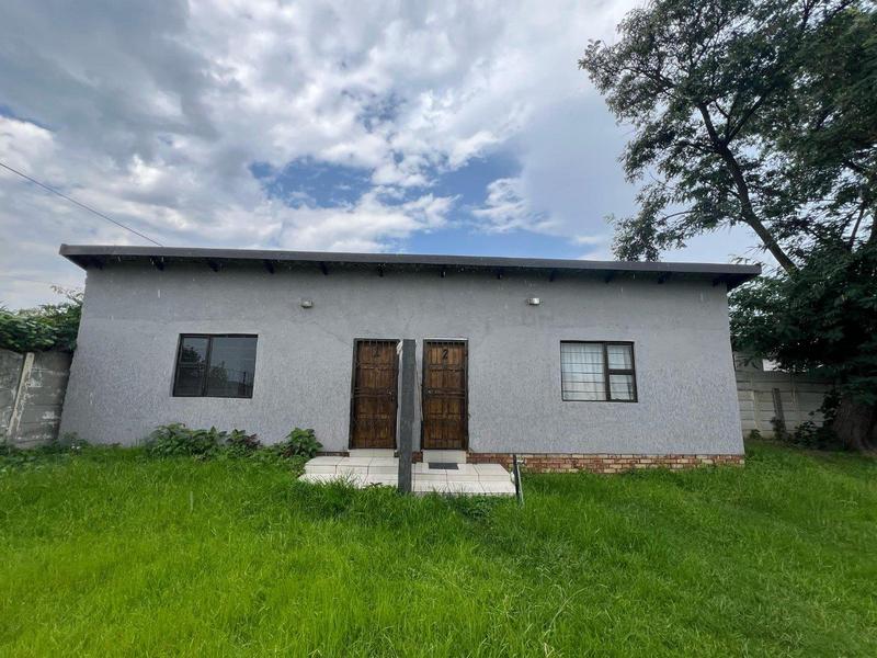 6 Bedroom Property for Sale in Birchleigh North Gauteng