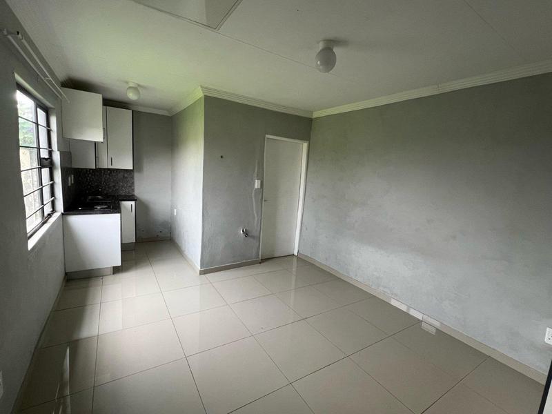 6 Bedroom Property for Sale in Birchleigh North Gauteng