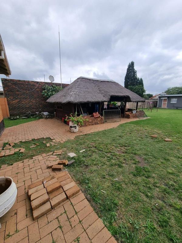 10 Bedroom Property for Sale in Kempton Park Gauteng