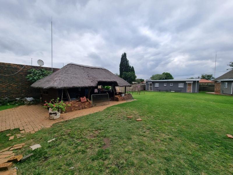 10 Bedroom Property for Sale in Kempton Park Gauteng