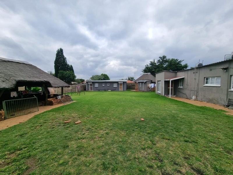 10 Bedroom Property for Sale in Kempton Park Gauteng