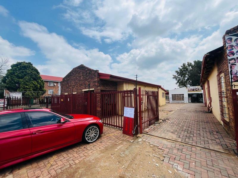 8 Bedroom Property for Sale in Kempton Park Ext 1 Gauteng