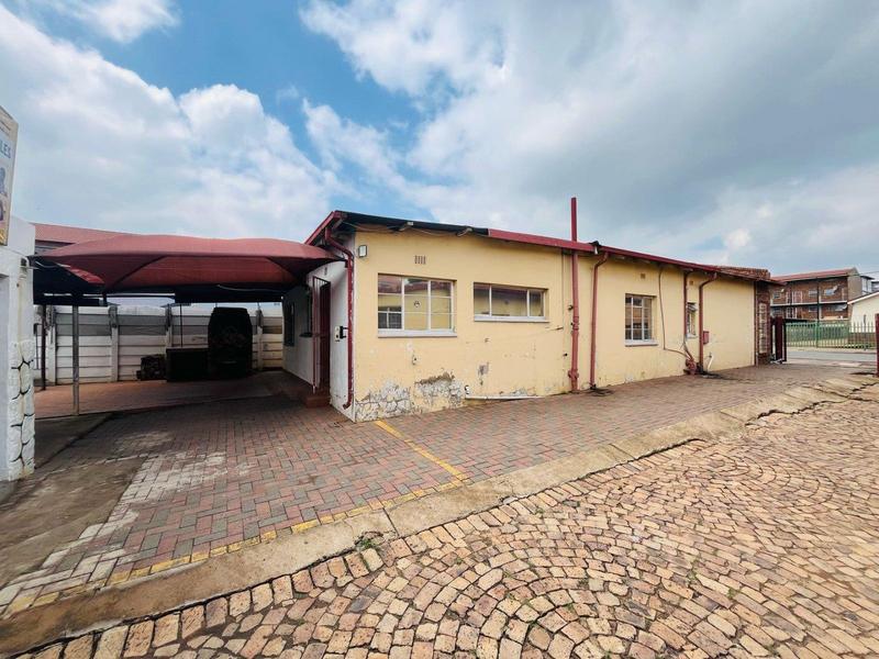 8 Bedroom Property for Sale in Kempton Park Ext 1 Gauteng