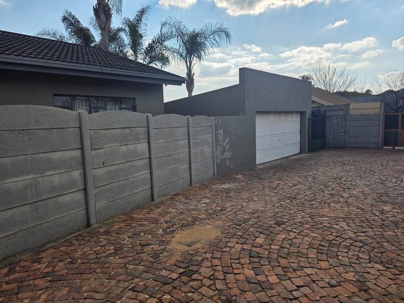 4 Bedroom Property for Sale in Kempton Park Ext 1 Gauteng