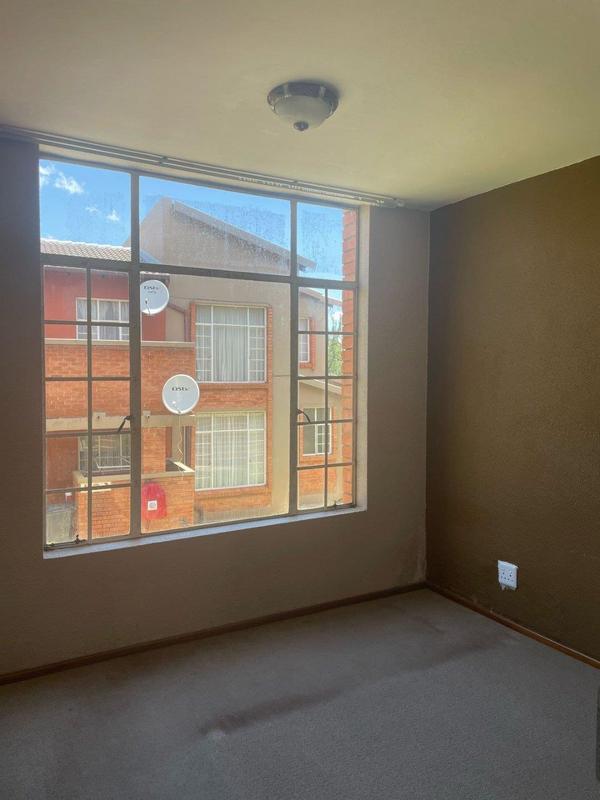 2 Bedroom Property for Sale in Laser Park Gauteng