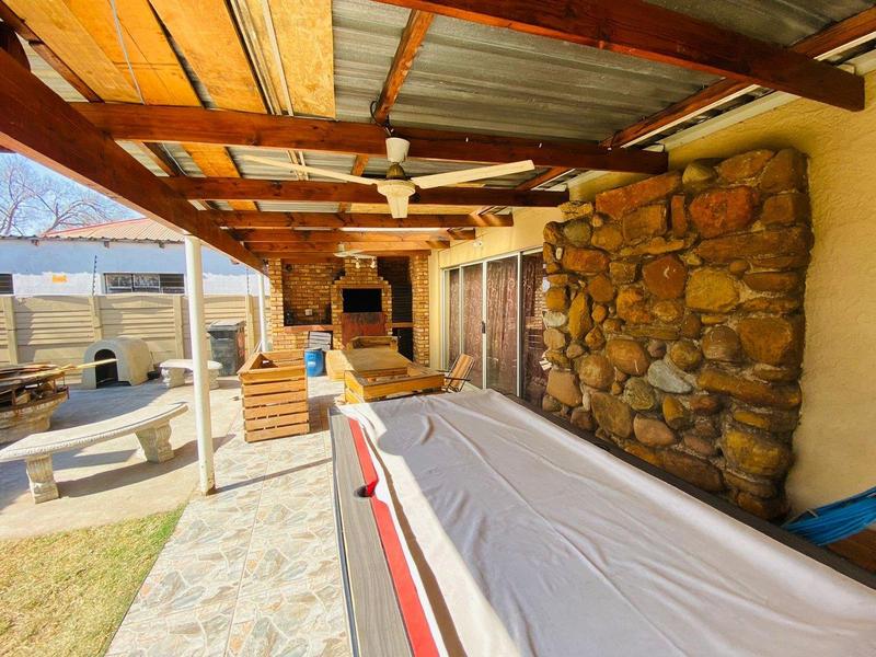 6 Bedroom Property for Sale in Boksburg North Gauteng
