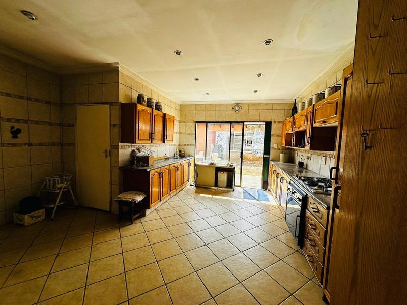 8 Bedroom Property for Sale in Boksburg North Gauteng