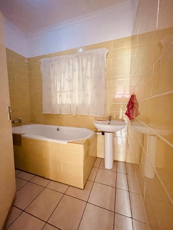 4 Bedroom Property for Sale in Boksburg North Gauteng