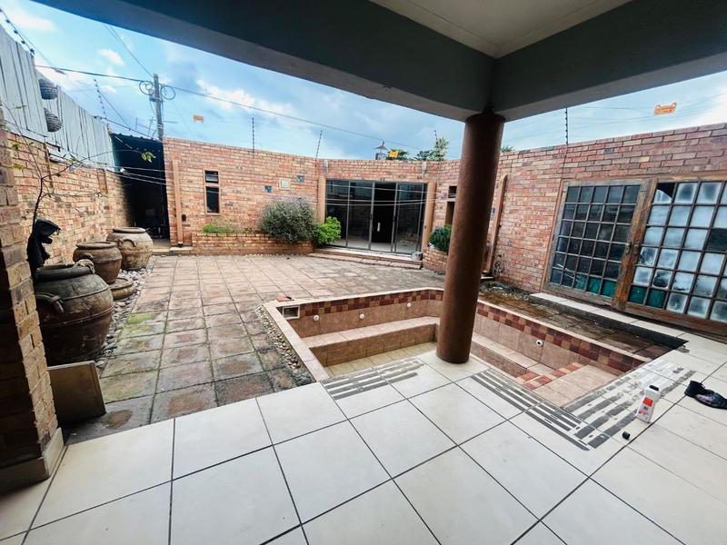 5 Bedroom Property for Sale in Boksburg North Gauteng