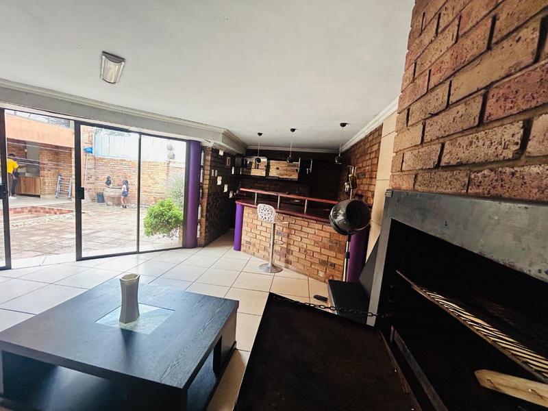 5 Bedroom Property for Sale in Boksburg North Gauteng