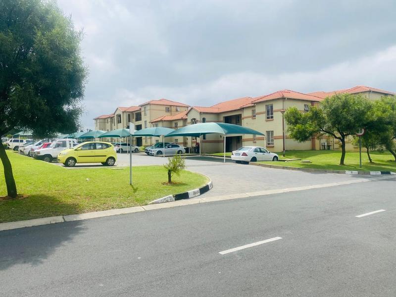 3 Bedroom Property for Sale in Ormonde View Gauteng