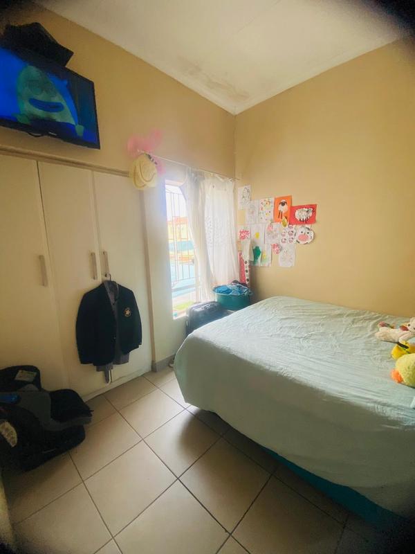 3 Bedroom Property for Sale in Ormonde View Gauteng