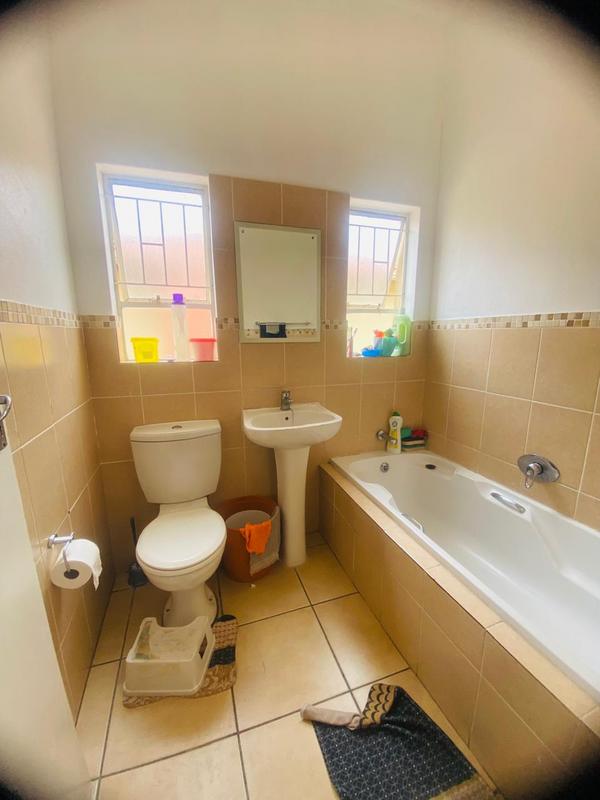 3 Bedroom Property for Sale in Ormonde View Gauteng