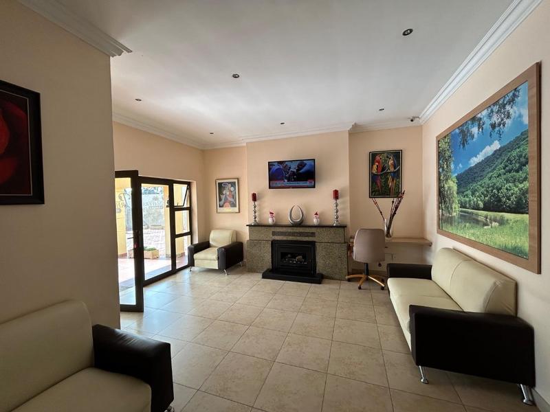 12 Bedroom Property for Sale in South Kensington Gauteng
