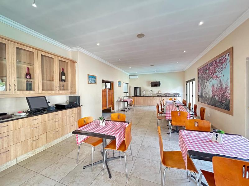 12 Bedroom Property for Sale in South Kensington Gauteng
