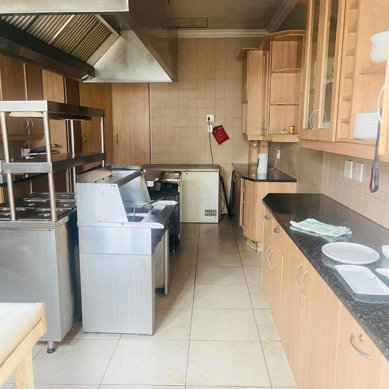 12 Bedroom Property for Sale in South Kensington Gauteng