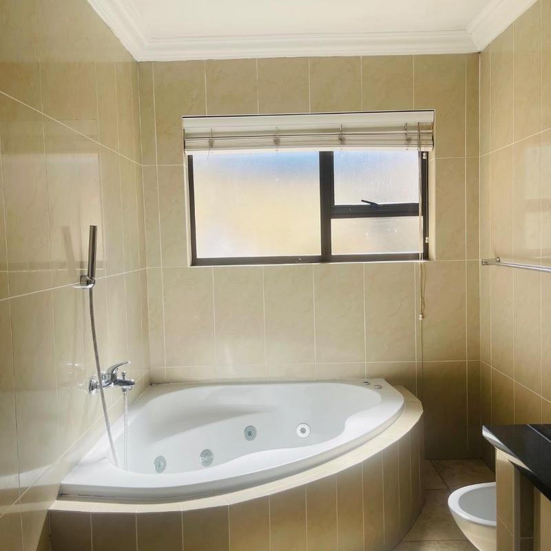 12 Bedroom Property for Sale in South Kensington Gauteng