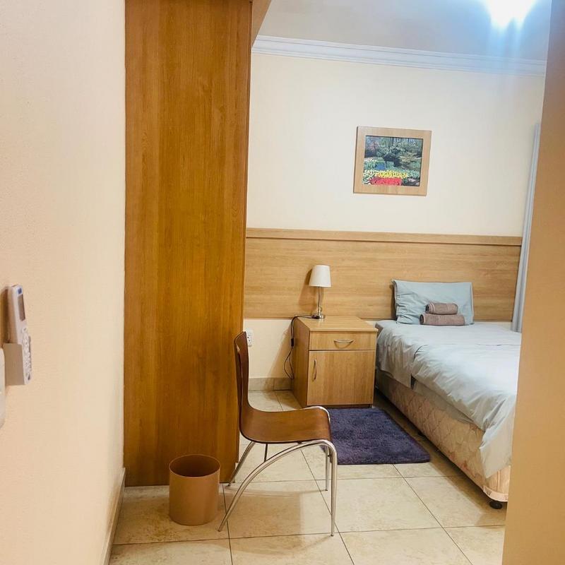 12 Bedroom Property for Sale in South Kensington Gauteng