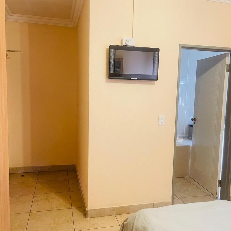 12 Bedroom Property for Sale in South Kensington Gauteng