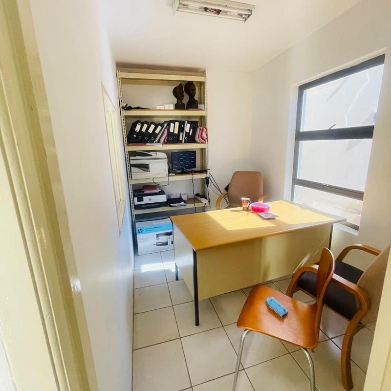 12 Bedroom Property for Sale in South Kensington Gauteng