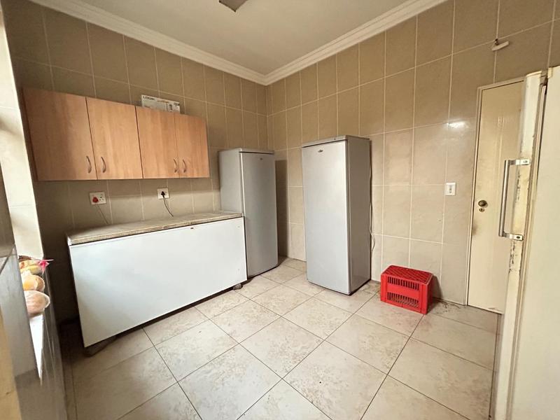 12 Bedroom Property for Sale in South Kensington Gauteng