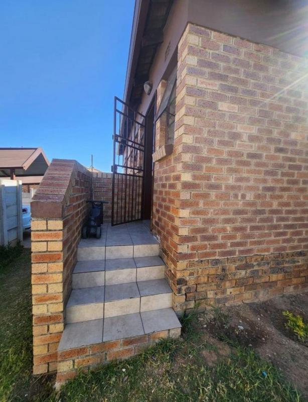 3 Bedroom Property for Sale in Thatch Hill Estate Gauteng