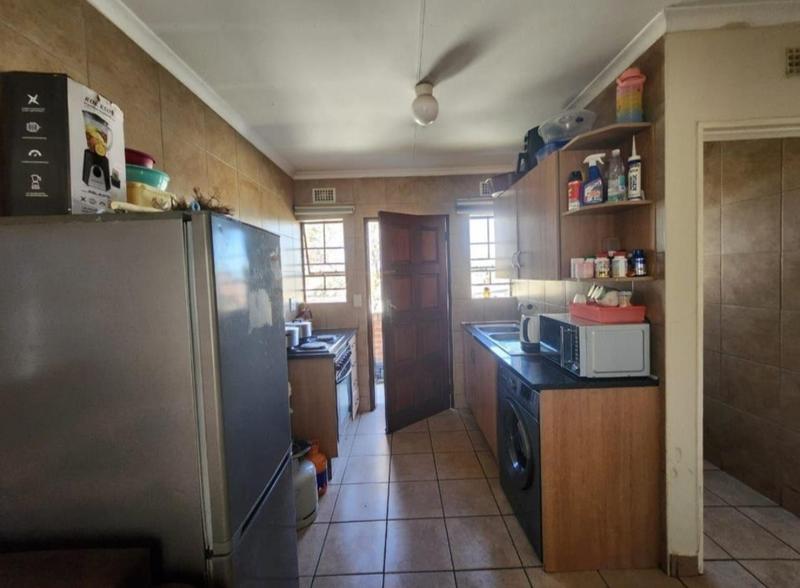3 Bedroom Property for Sale in Thatch Hill Estate Gauteng