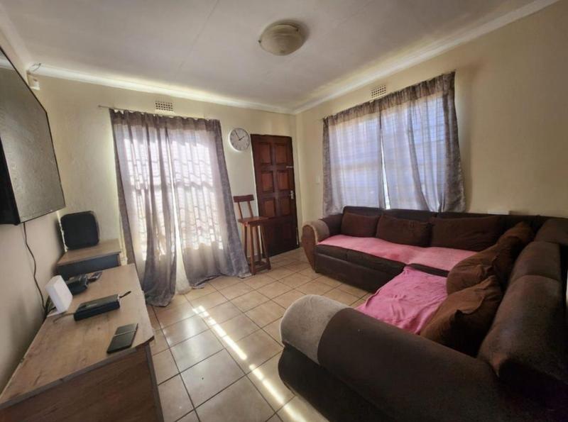 3 Bedroom Property for Sale in Thatch Hill Estate Gauteng