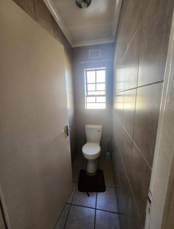 3 Bedroom Property for Sale in Thatch Hill Estate Gauteng