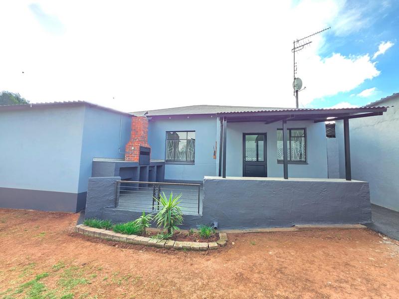 To Let 3 Bedroom Property for Rent in Krugersdorp North Gauteng