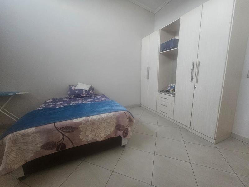 5 Bedroom Property for Sale in Laudium Gauteng
