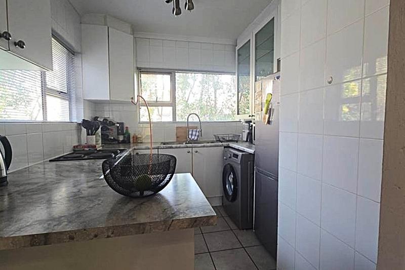 1 Bedroom Property for Sale in Bedfordview Gauteng