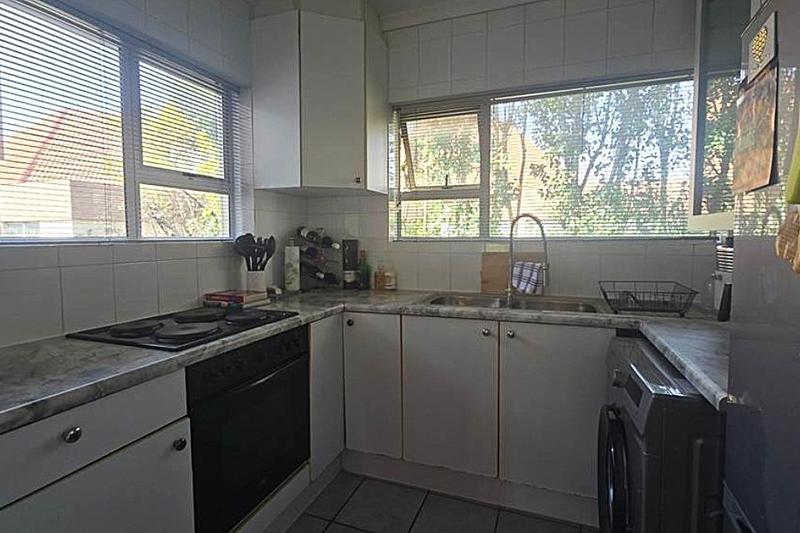 1 Bedroom Property for Sale in Bedfordview Gauteng