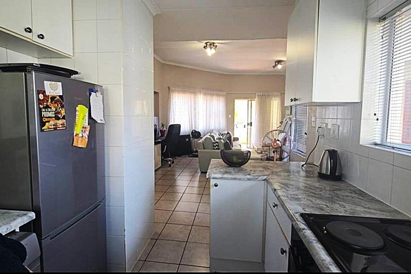 1 Bedroom Property for Sale in Bedfordview Gauteng