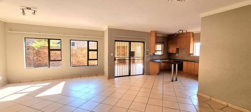 4 Bedroom Property for Sale in Amberfield Gauteng