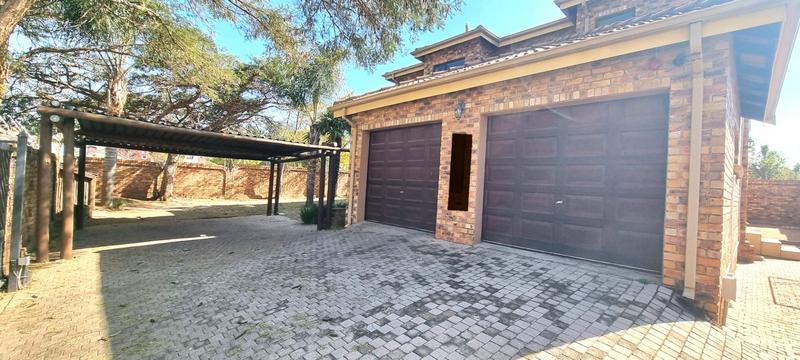 4 Bedroom Property for Sale in Amberfield Gauteng