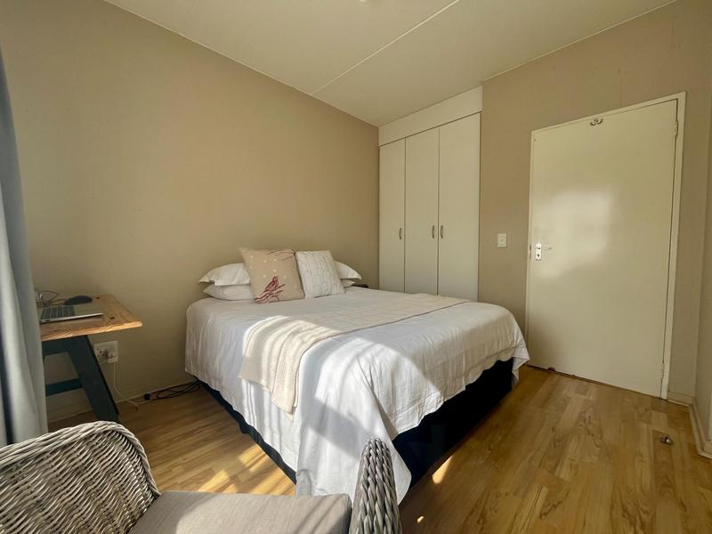 To Let 2 Bedroom Property for Rent in Douglasdale Gauteng