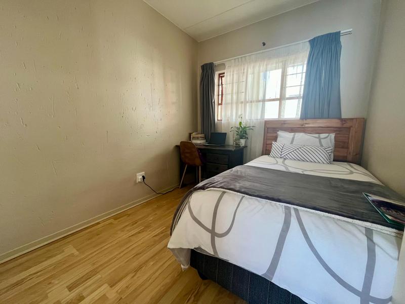 To Let 2 Bedroom Property for Rent in Douglasdale Gauteng