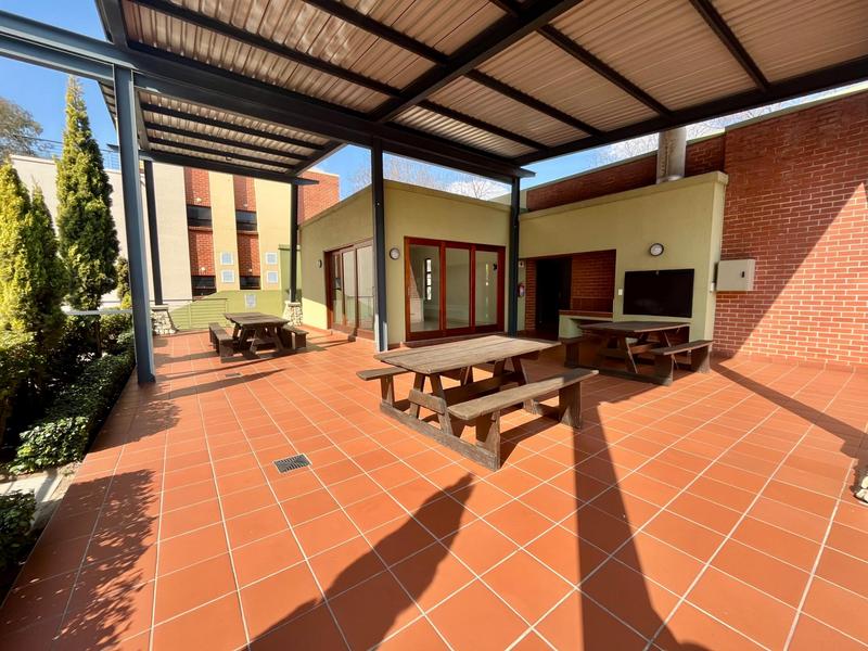 To Let 2 Bedroom Property for Rent in Douglasdale Gauteng